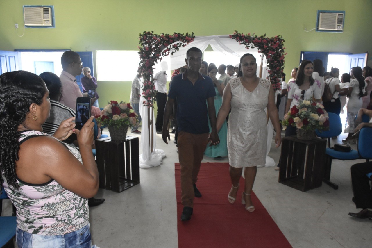 Camacã: II Casamento Comunitário realiza o sonho de dezenas de casais
